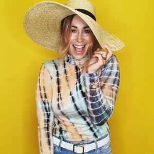 Meet your Posher, Meaghan